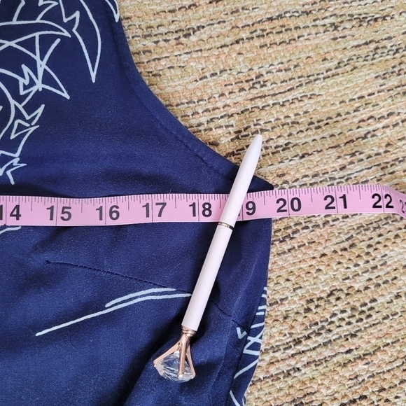 ANTELS Vintage Shirt Dress in Tropical Print - Picture 2 of 8